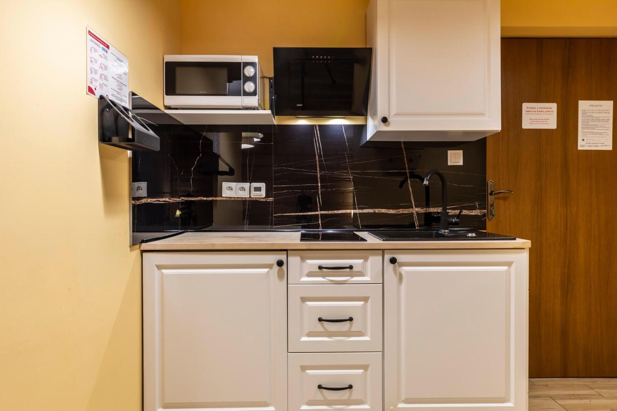 Udanypobyt Apartamenty Przy Dolinach A I B Koscielisko Luaran gambar